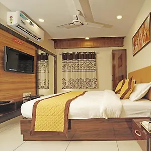 Hotel Kashvi Hotel