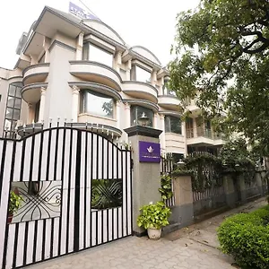 Well & Homes Hotel